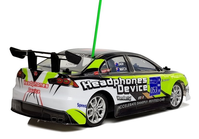 Sportfunkgesteuertes Auto R / C 27 MHz Grün