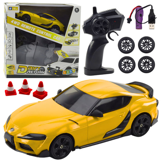 Sport-Drift-Auto mit austauschbaren Rädern, ferngesteuertem RC-Allradantrieb, gelb