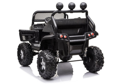 Auto Mercedes Unimog S schwarz