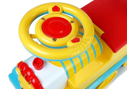 Educational ride-on locomotive for children with batteries